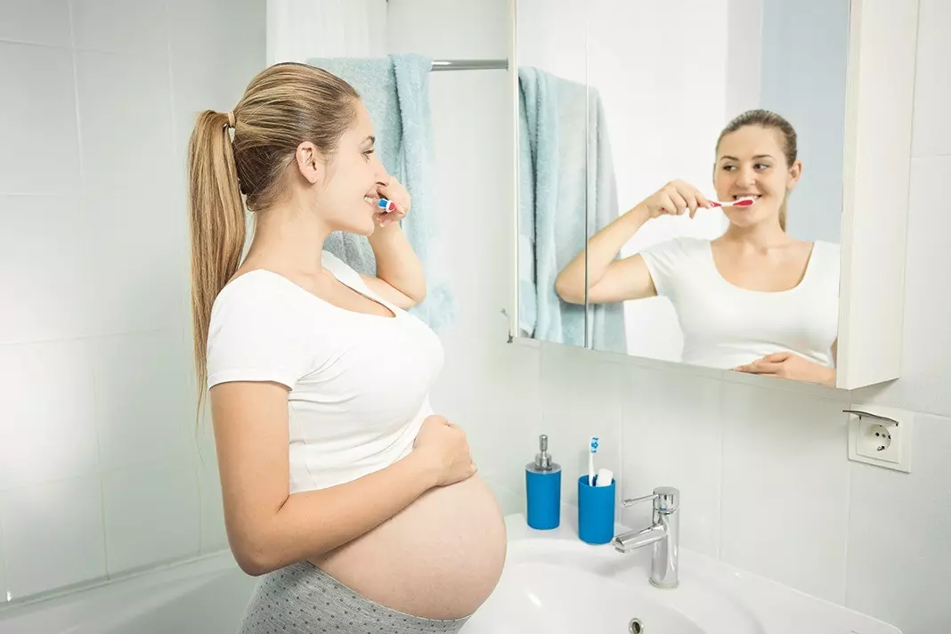 دهانشویه در دوران بارداری