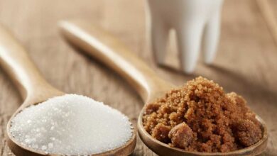 تأثیر شکر قهوه ای بر دندان و تفاوت عجیب آن با شکر سفید